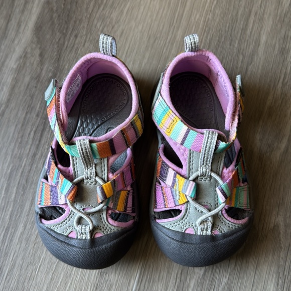 Like New Keen Venice H2 Sandal Lilac Size 7 Toddler - Picture 2 of 11
